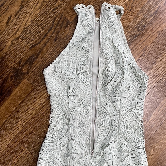 Crochet lace dress size medium - Picture 5 of 7
